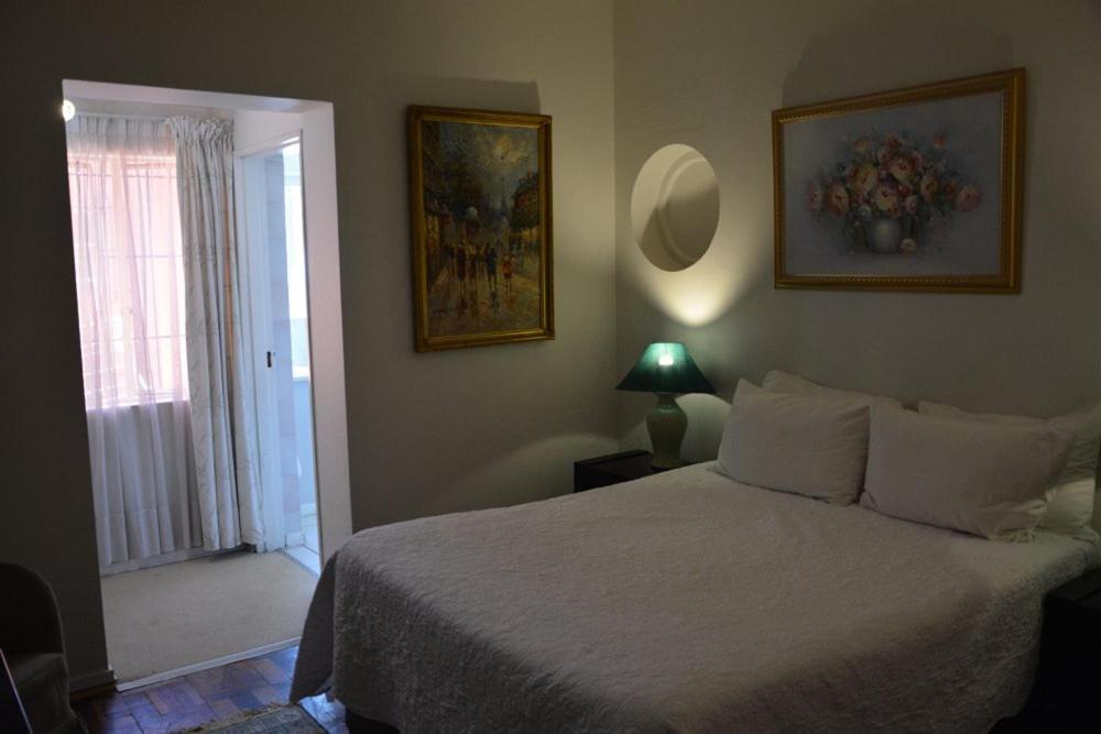 Buona Notte Bed & Breakfast Johannesburg Bagian luar foto